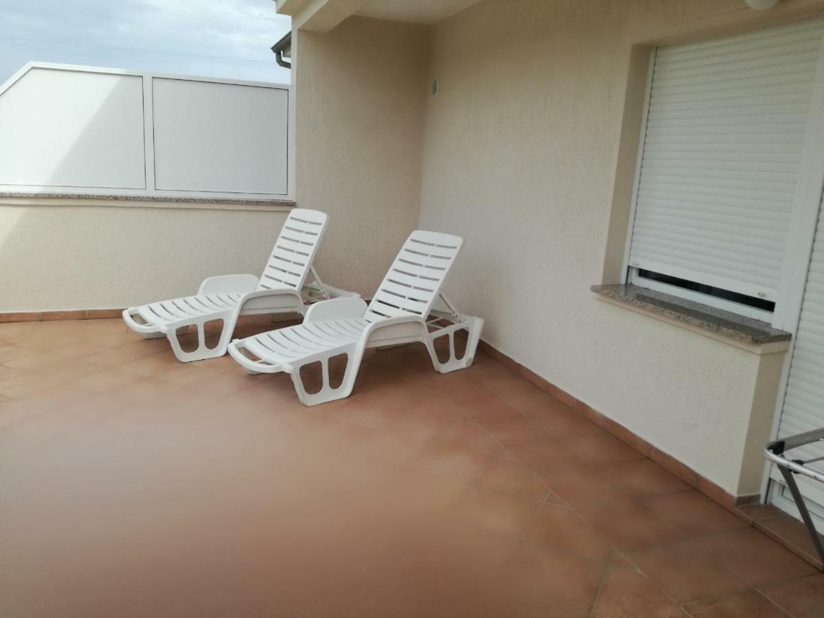 Feel Good Apartment Mundanije Экстерьер фото