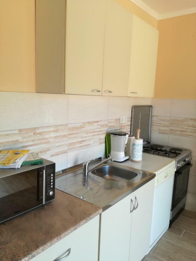 Feel Good Apartment Mundanije Экстерьер фото